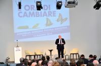 Fai click per vedere l'immagine &raquo;